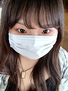 Snapshot of AYA_dayo chatting on 03/24/26, 12:37 AYA dayo online show from 03/24/26, 12:37