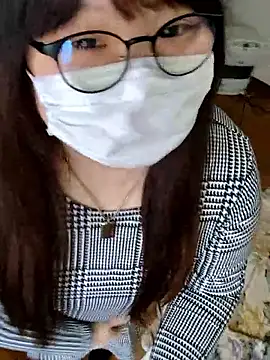 Snapshot of AYA_dayo chatting on 04/10/26, 12:05 AYA dayo online show from 04/10/26, 12:05