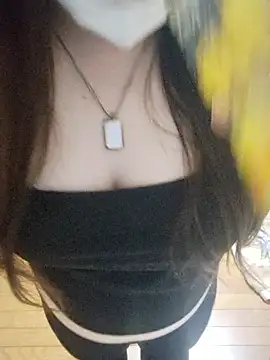 Snapshot of AYA_dayo chatting on 04/23/26, 01:35 AYA dayo online show from 04/23/26, 01:35