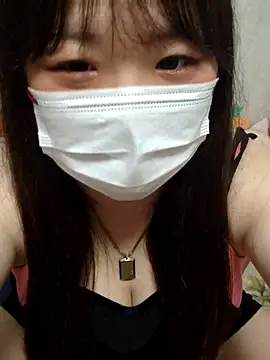 Snapshot of AYA_dayo chatting on 04/25/26, 01:41 AYA dayo online show from 04/25/26, 01:41