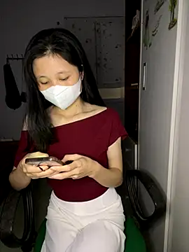  Mon 23 online show from 12/02/25, 04:24