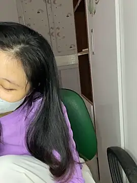  Mon 23 online show from 12/05/25, 02:31