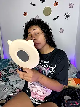 ViolettaMiller  online show from 11/04/25, 01:10