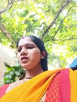 Jooli xx online show from 09/22/25, 11:01