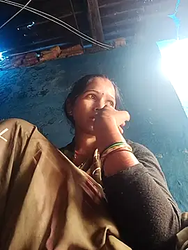 Jooli xx online show from 10/26/25, 03:45