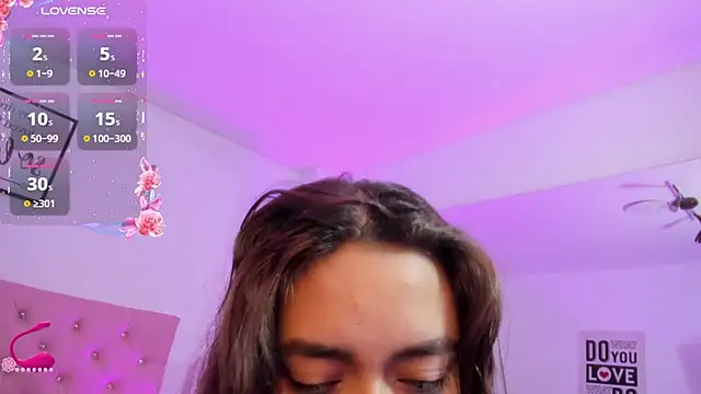 ambar 69  online show from 11/15/25, 04:32