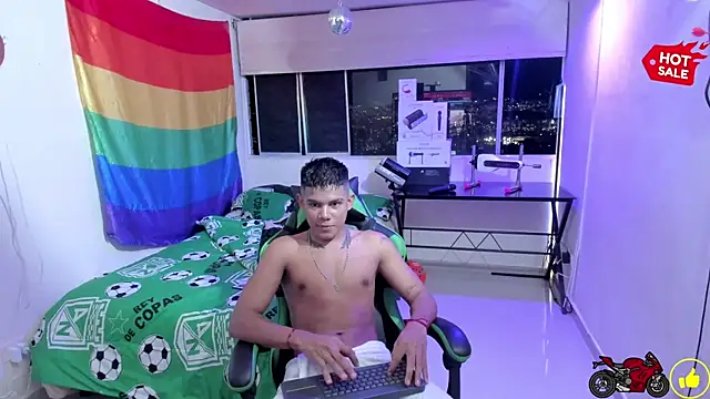 Snapshot of Jack_castell chatting on 11/19/25, 11:38 Jack castell online show from 11/19/25, 11:38