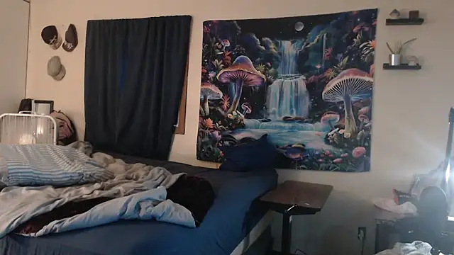 Snapshot of YoBlezz chatting on 09/15/25, 07:25 YoBlezz online show from 09/15/25, 07:25