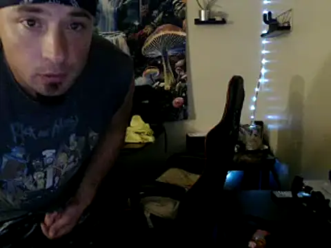 Snapshot of YoBlezz chatting on 10/06/25, 12:19 YoBlezz online show from 10/06/25, 12:19