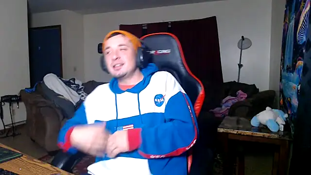 Snapshot of YoBlezz chatting on 04/16/26, 04:02 YoBlezz online show from 04/16/26, 04:02