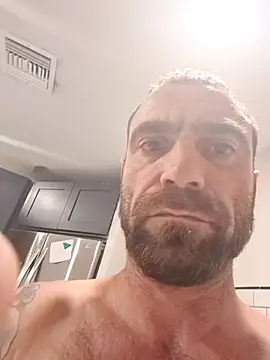 Snapshot of funren6996 chatting on 10/05/25, 10:57 funren6996 online show from 10/05/25, 10:57