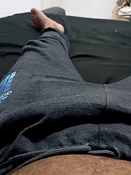 Snapshot of delicio6 chatting on 10/11/25, 08:13 delicio6 online show from 10/11/25, 08:13