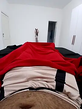 Snapshot of delicio6 chatting on 10/21/25, 11:00 delicio6 online show from 10/21/25, 11:00