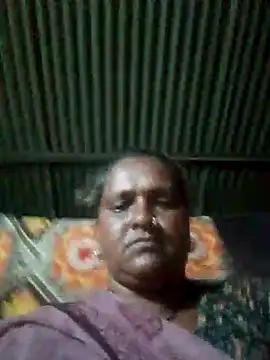 Snapshot of Ishwariya_Hatwal chatting on 09/09/25, 03:50 Ishwariya Hatwal online show from 09/09/25, 03:50