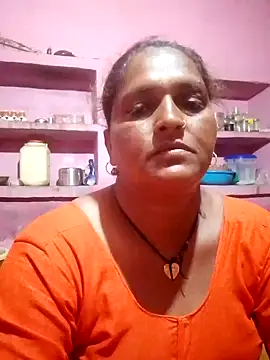 Snapshot of Ishwariya_Hatwal chatting on 09/09/25, 09:58 Ishwariya Hatwal online show from 09/09/25, 09:58
