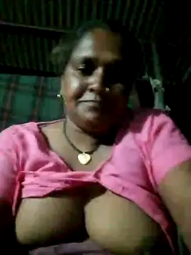 Snapshot of Ishwariya_Hatwal chatting on 09/14/25, 03:44 Ishwariya Hatwal online show from 09/14/25, 03:44