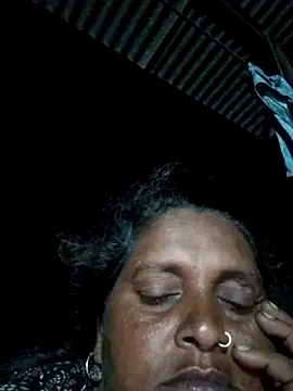 Snapshot of Ishwariya_Hatwal chatting on 09/15/25, 02:39 Ishwariya Hatwal online show from 09/15/25, 02:39