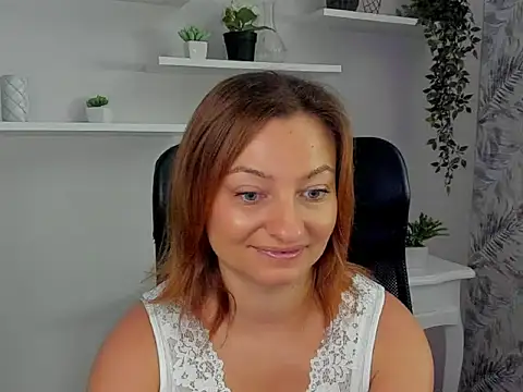 angelaSamt online show from 09/27/25, 06:29