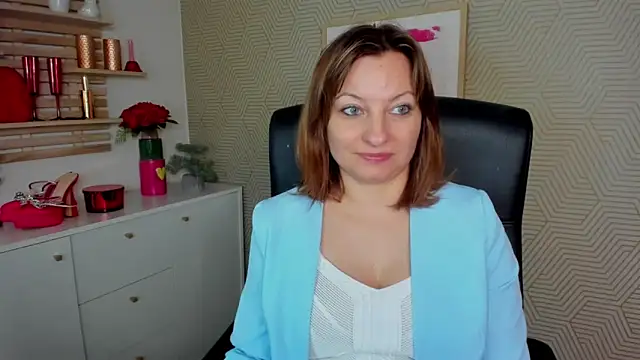 Snapshot of angelaSamt chatting on 03/25/26, 06:30 angelaSamt online show from 03/25/26, 06:30