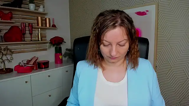 Snapshot of angelaSamt chatting on 04/20/26, 05:43 angelaSamt online show from 04/20/26, 05:43