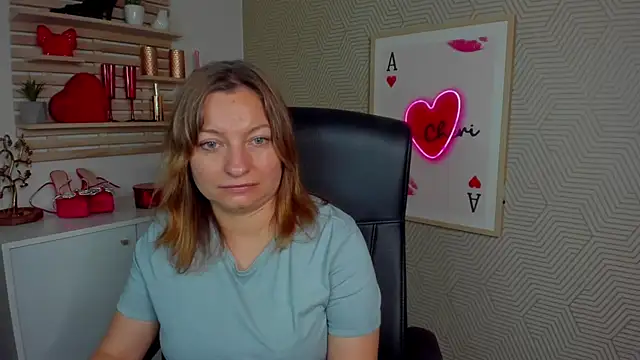 Snapshot of angelaSamt chatting on 07/07/26, 07:23 angelaSamt online show from 07/07/26, 07:23