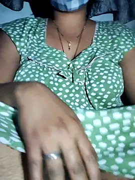 Snapshot of Alina-khan chatting on 02/27/26, 06:52 Alina-khan online show from 02/27/26, 06:52