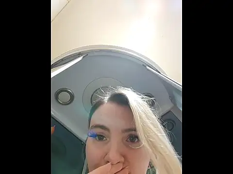 Snapshot of Wicked_cookie chatting on 12/01/25, 08:25 Wicked cookie online show from 12/01/25, 08:25