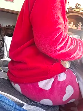 Snapshot of TigreBianca27 chatting on 10/08/25, 02:36 TigreBianca27 online show from 10/08/25, 02:36