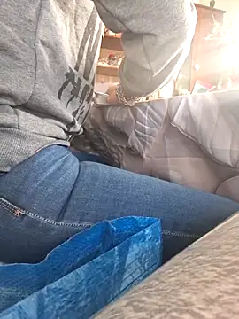 Snapshot of TigreBianca27 chatting on 10/09/25, 02:48 TigreBianca27 online show from 10/09/25, 02:48