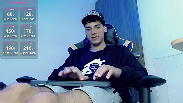 Snapshot of yankees_ chatting on 09/29/25, 01:16 yankees online show from 09/29/25, 01:16