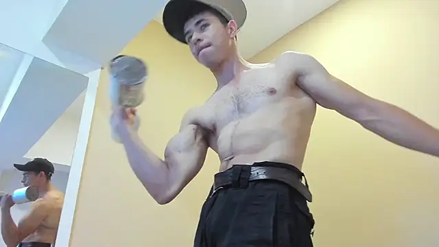 Muscle Scott online show from 10/01/25, 12:11