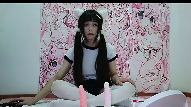 yiyiloli online show from 09/30/25, 12:54