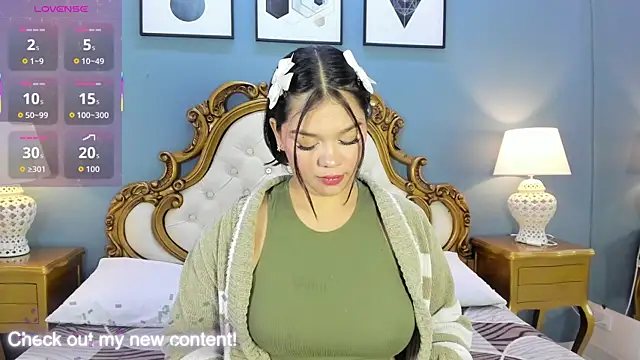 HatsaJones online show from 01/13/26, 04:18