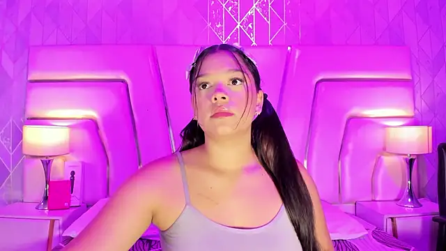 HatsaJones online show from 02/04/26, 04:07