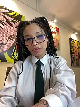 Snapshot of DaniCollinn_ chatting on 03/18/26, 01:14 DaniCollinn online show from 03/18/26, 01:14