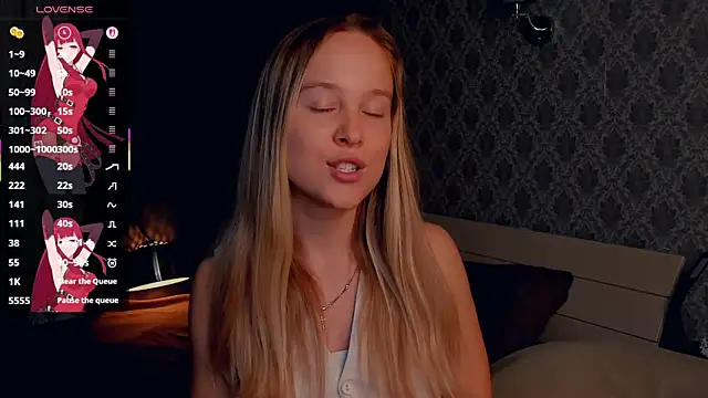 SoonMoor online show from 09/18/25, 05:59