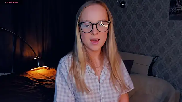 SoonMoor online show from 10/10/25, 05:34