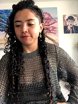 Paris 11 online show from 11/10/25, 02:16