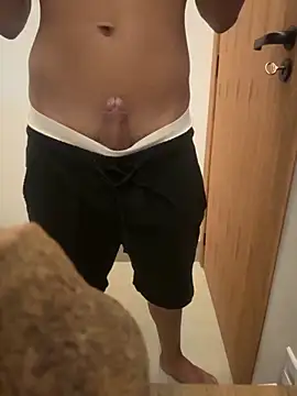 Snapshot of oconnnel chatting on 09/14/25, 08:30 oconnnel online show from 09/14/25, 08:30