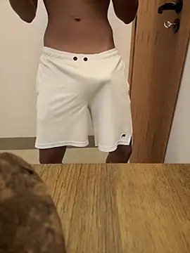 Snapshot of oconnnel chatting on 11/10/25, 02:16 oconnnel online show from 11/10/25, 02:16