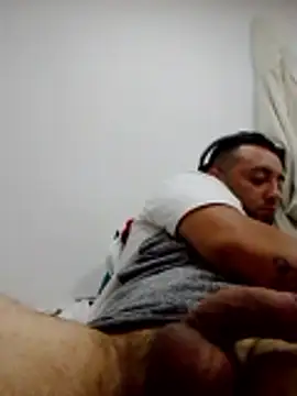 Snapshot of angelitocalientico chatting on 03/20/26, 03:50 angelitocalientico online show from 03/20/26, 03:50