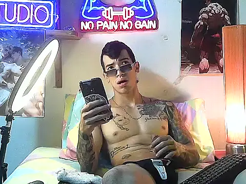 Strongcockfitness online show from 10/20/25, 02:28