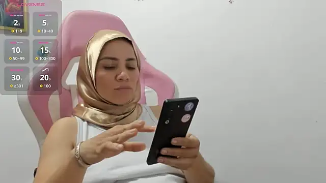 Snapshot of dalila_kemur chatting on 11/26/25, 04:24 dalila kemur online show from 11/26/25, 04:24