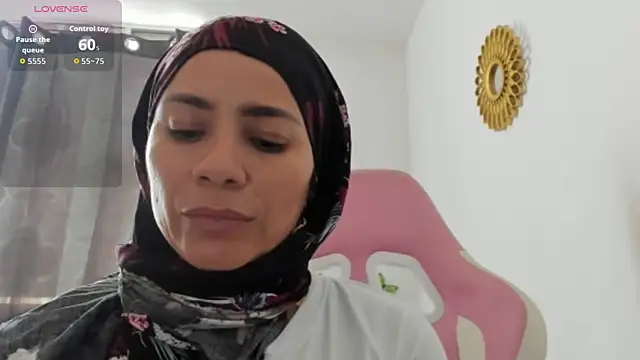 Snapshot of dalila_kemur chatting on 12/04/25, 08:39 dalila kemur online show from 12/04/25, 08:39