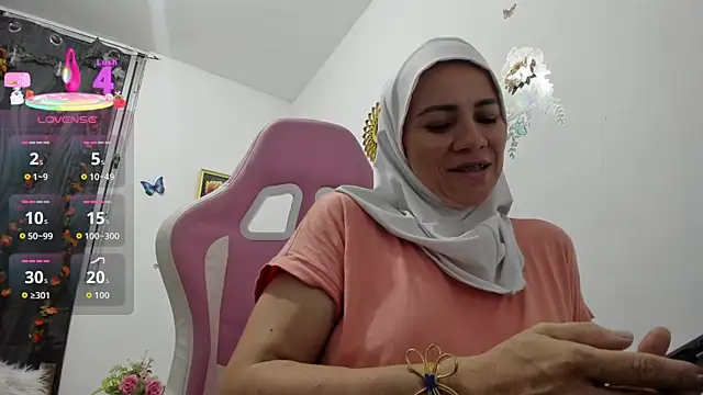 Snapshot of dalila_kemur chatting on 01/17/26, 11:19 dalila kemur online show from 01/17/26, 11:19