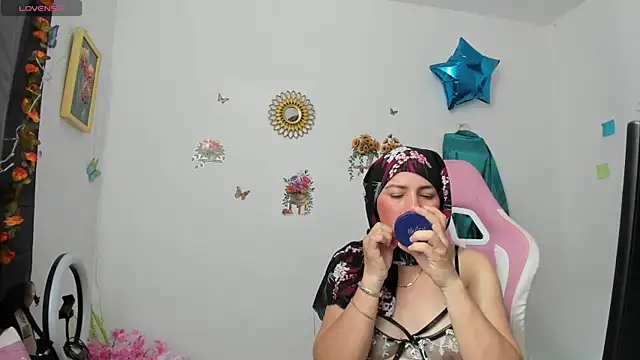 Snapshot of dalila_kemur chatting on 02/07/26, 02:54 dalila kemur online show from 02/07/26, 02:54