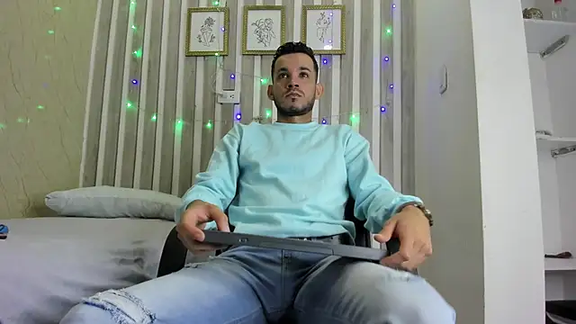 Snapshot of EthanGrey chatting on 03/25/26, 11:16 EthanGrey online show from 03/25/26, 11:16