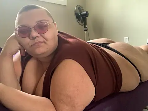 taydeebear online show from 10/22/25, 05:13