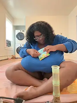 bunbun420247 online show from 10/13/25, 02:39