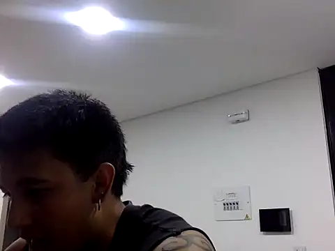 Snapshot of KianxxTeach chatting on 04/16/26, 01:28 KianxxTeach online show from 04/16/26, 01:28